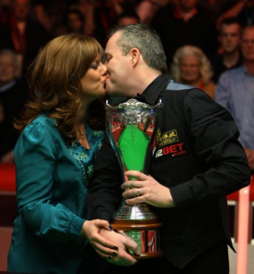 神秘手链揭 神秘手链揭