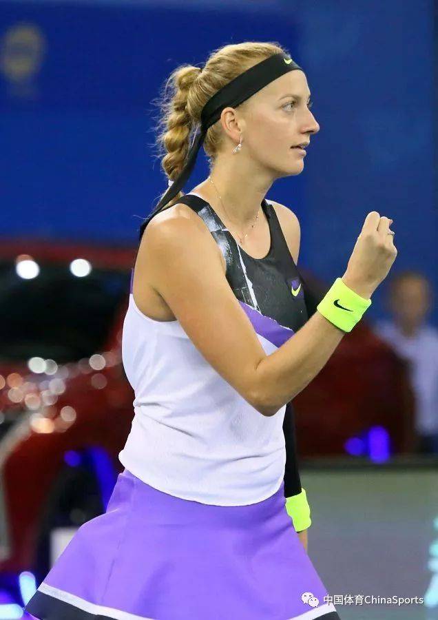 作為衛冕冠 作為衛冕冠